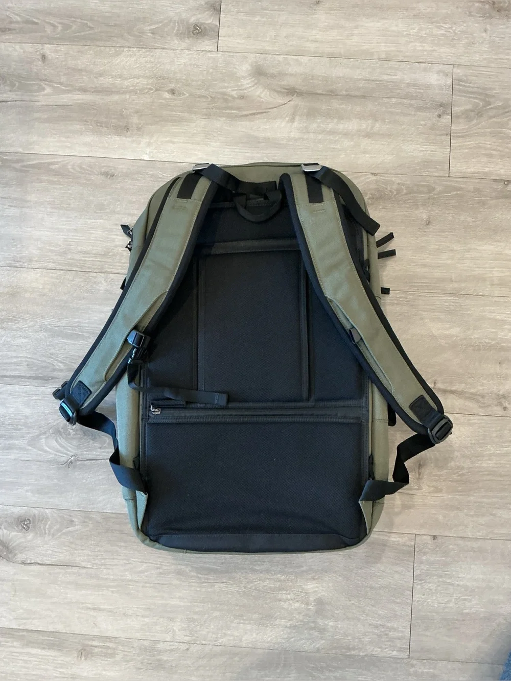 Pakt Backpack (Chase Reeves Collab) version 1 - Picture 3 of 11